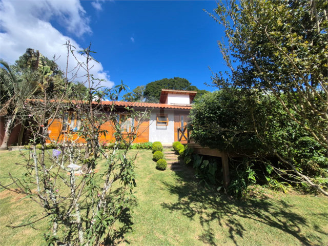 Casa Térrea à venda com 3 quartos, sendo 1 suíte,  em Serra da Cantareira, Mairiporã, SP