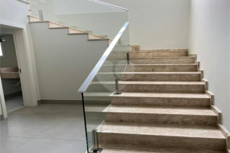 Casa à venda com 3 suítes no condomínio Jardim Residencial Dona Lucilla, Indaiatuba - SP