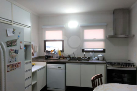 Cobertura à venda com 4 quartos, sendo 2 suítes, em Jardim Colombo, São Paulo, SP