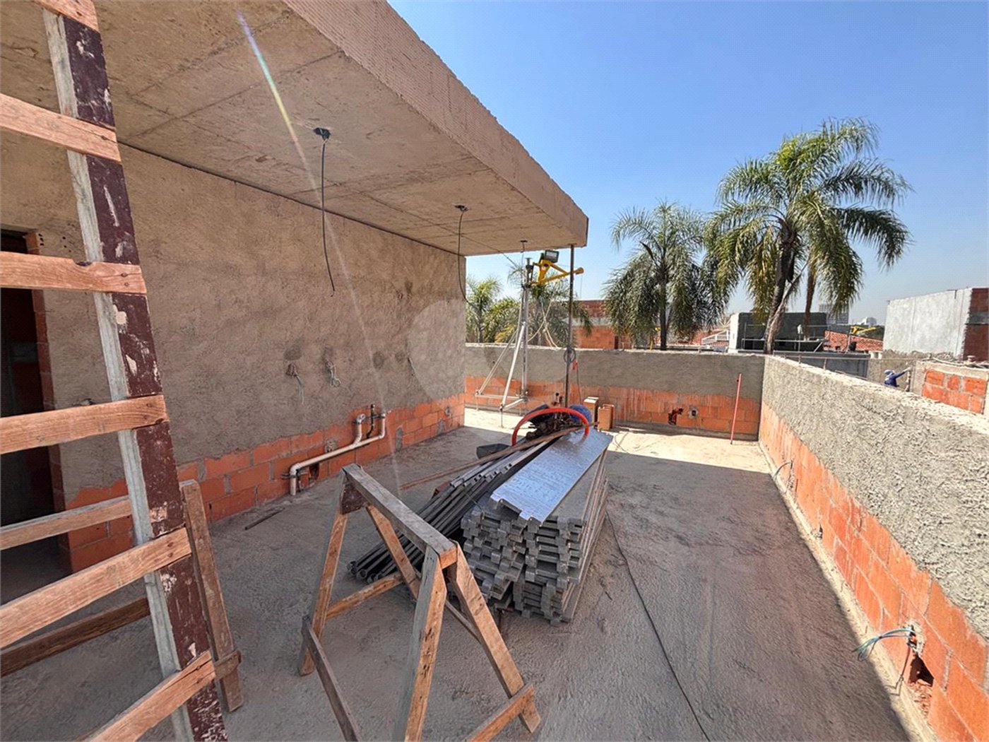 Casa à venda com 4 suítes no condomínio Casa Jardim Paineiras, São Paulo - SP
