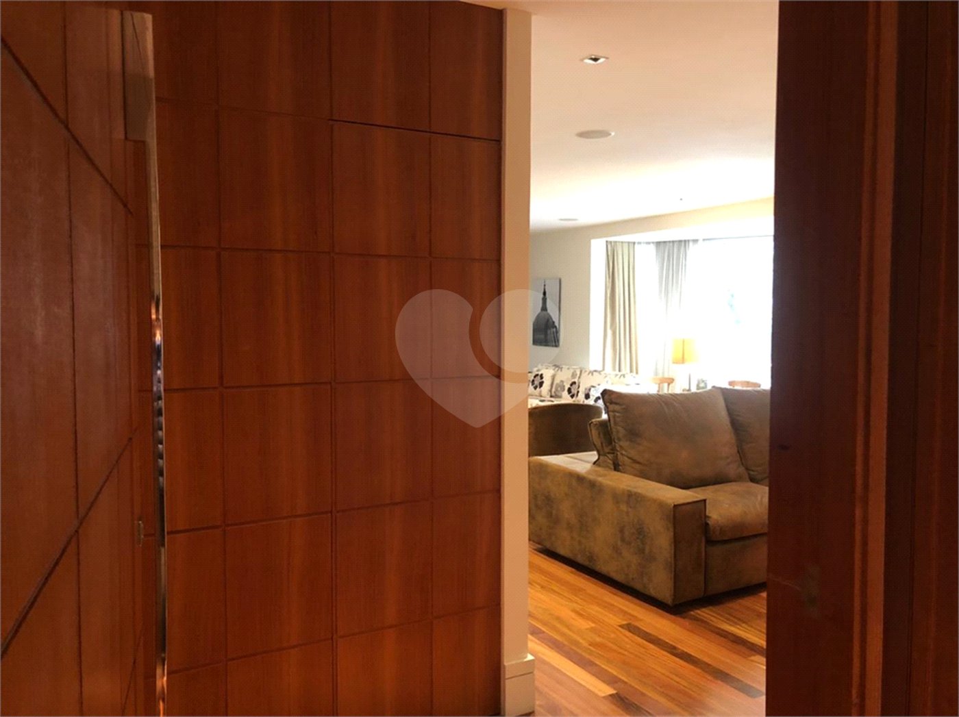 Apartamento à venda com 4 quartos, sendo 3 suítes, em Alto da Boa Vista, São Paulo, SP
