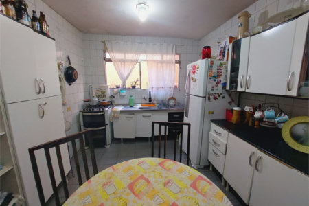 Sobrado à venda com 4 quartos, sendo 2 suítes, em Vila Leopoldina, São Paulo, SP
