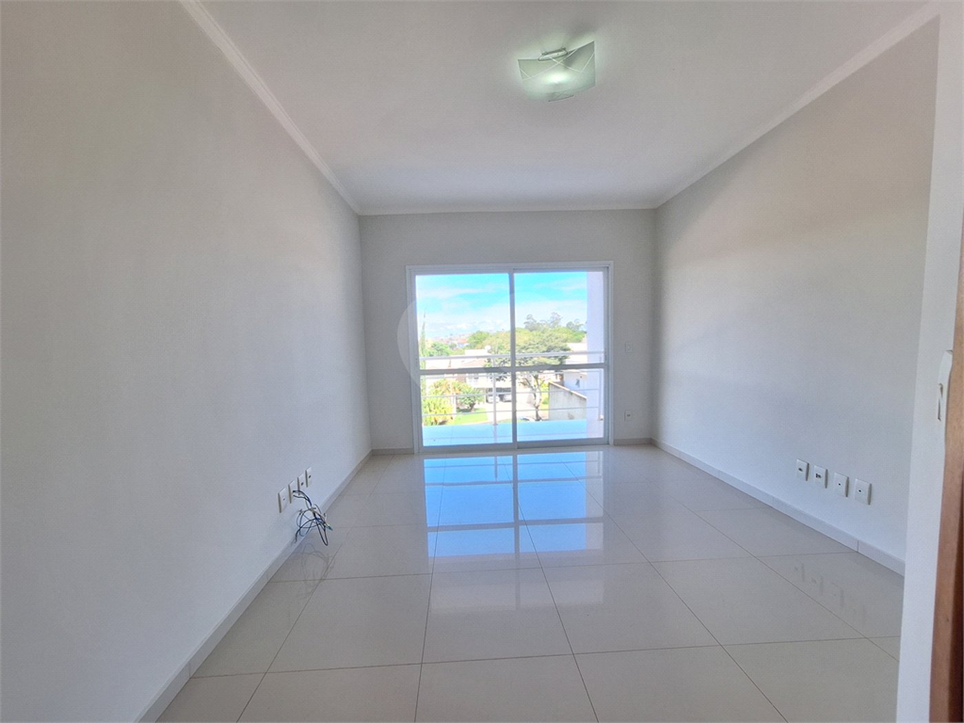 Casa à venda com 4 suítes no condomínio Terras de São Francisco, Vinhedo - SP