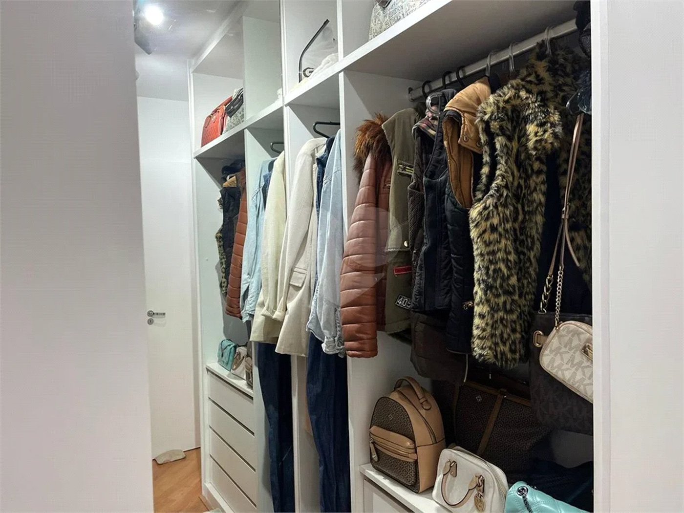 Apartamento à venda com 3 quartos, sendo 1 suíte, em Santa Teresinha, São Paulo, SP