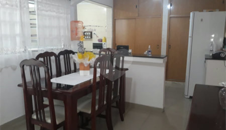 Casa à venda com 4 quartos em Jardim Marisa, São Paulo, SP