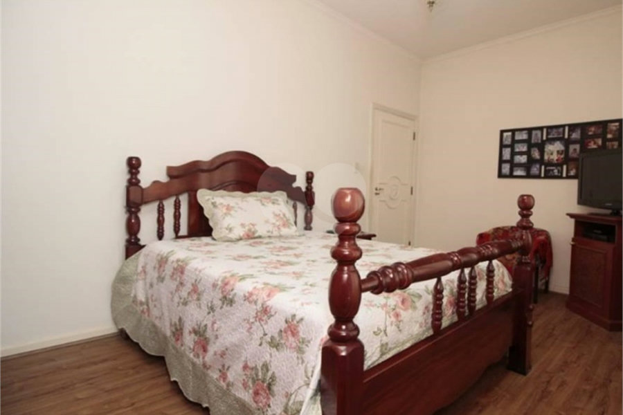Sobrado à venda com 4 quartos, sendo 2 suítes, em Santana, São Paulo, SP