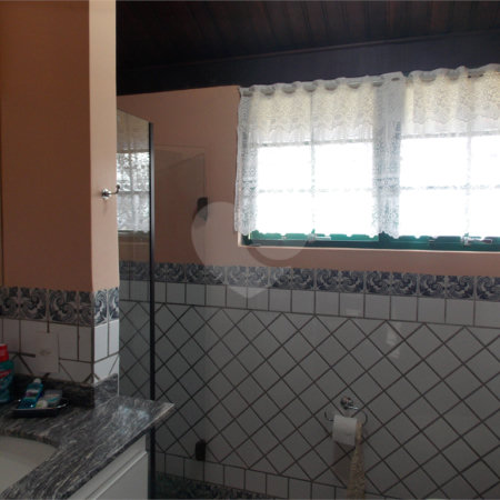 Sobrado para alugar com 3 quartos, sendo 1 suíte, em Condomínio Portal dos Nobres, Atibaia, SP