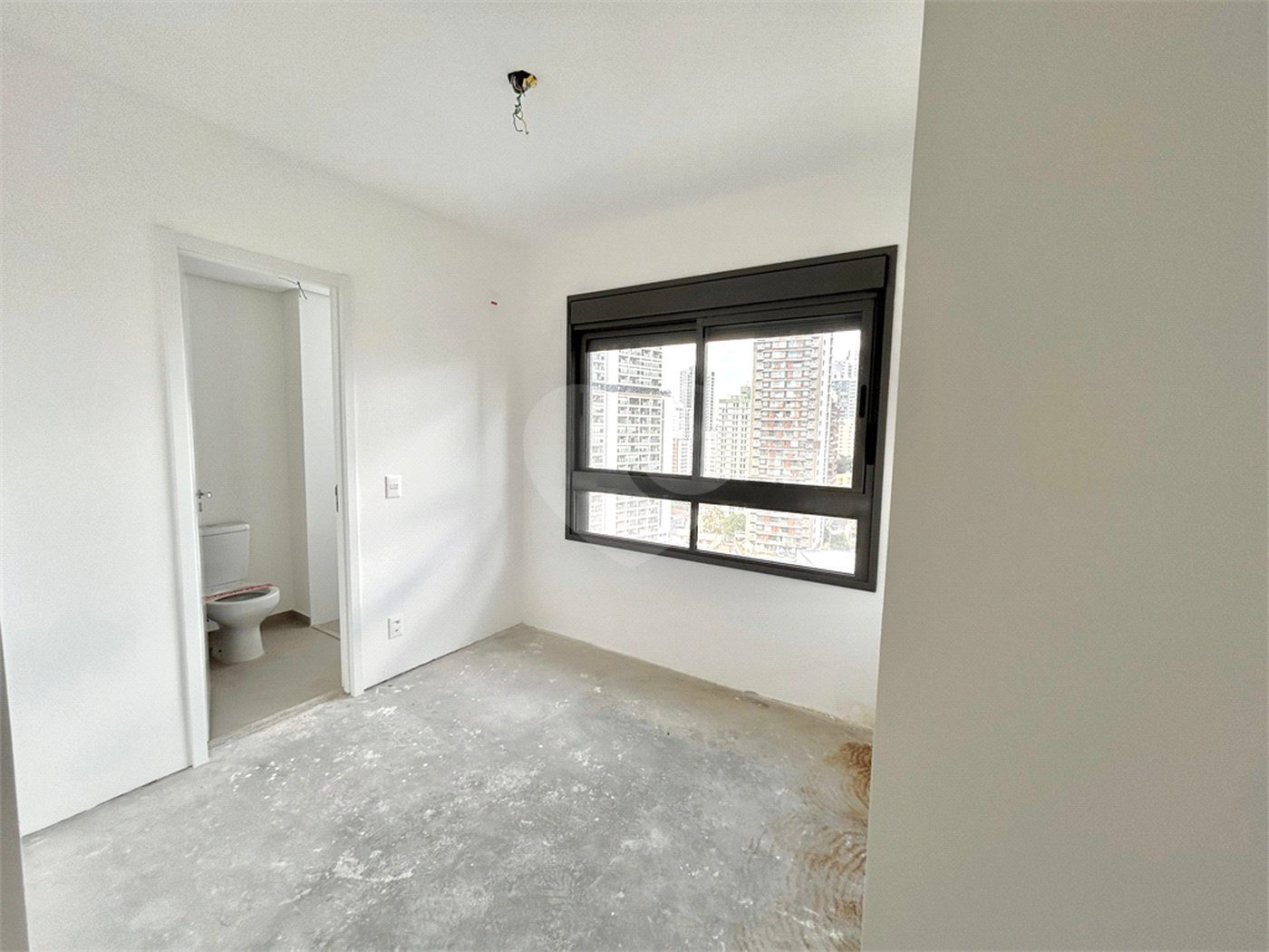 Apartamento à venda com 3 suítes em Brooklin, São Paulo, SP