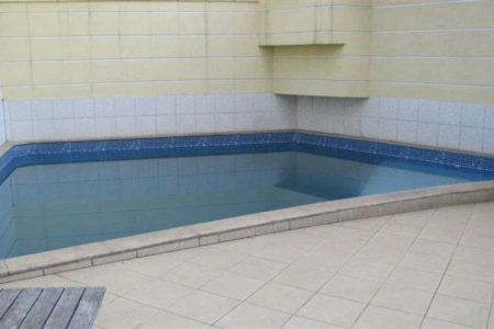 Casa à venda com 3 quartos, sendo 1 suíte, no condomínio Villa Jardim Sul, São Paulo - SP