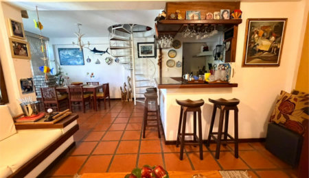 Casa em condomínio à venda com 3 quartos, sendo 1 suíte,  em Manguinhos, Armação dos Búzios, RJ
