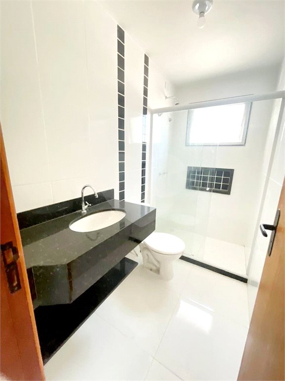 Apartamento à venda com 2 quartos, sendo 1 suíte, em Fluminense, São Pedro da Aldeia, RJ
