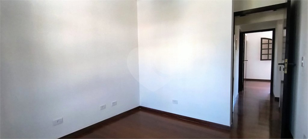 Sobrado à venda com 3 quartos, sendo 2 suítes, em Jardim Ivana, São Paulo, SP