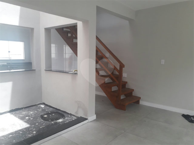 Casa à venda com 3 quartos, sendo 1 suíte,  em Vila Maria, São Paulo, SP