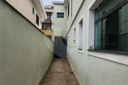 Sobrado à venda com 3 quartos, sendo 1 suíte, em Vila Paulicéia, São Paulo, SP