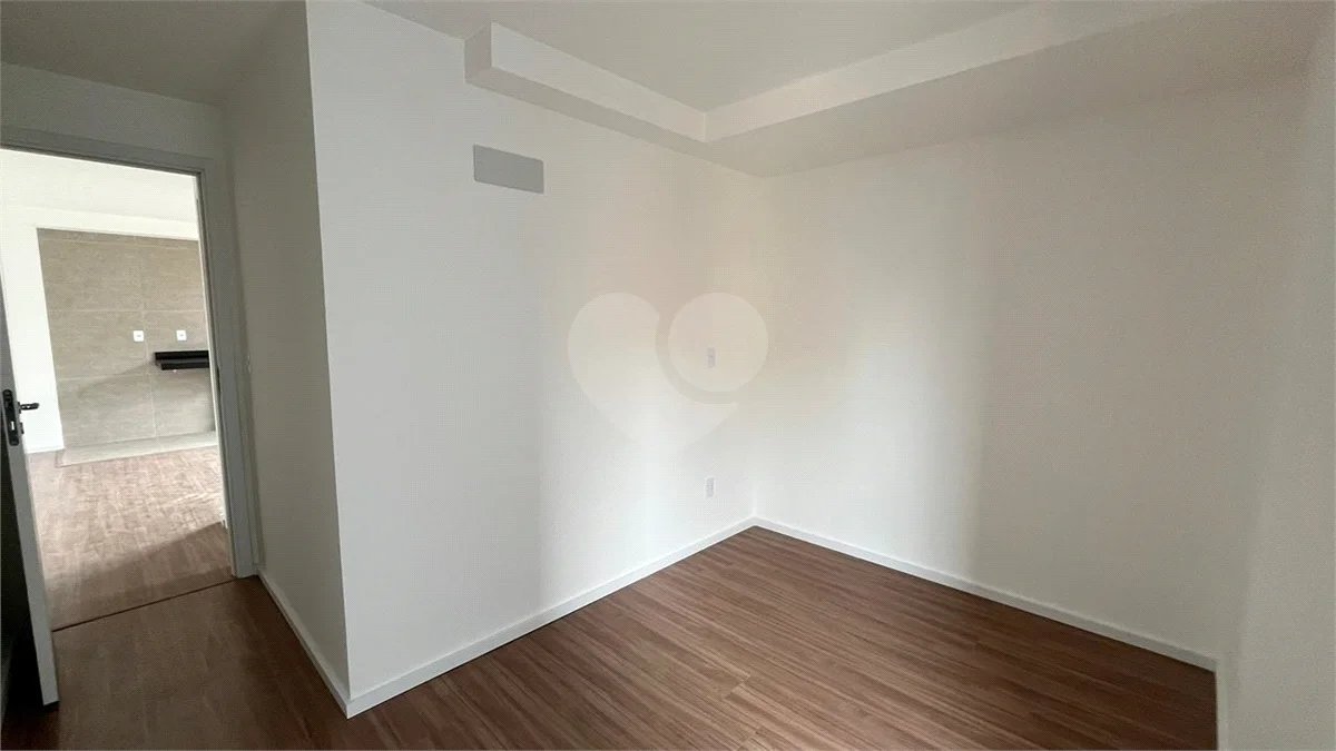 Apartamento à venda com 2 quartos, sendo 1 suíte, no Centro, Poços de Caldas - MG