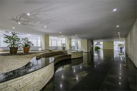 Apartamento á venda em Higienópolis com 212m² 3 dormitórios 1 suíte 2 vagas