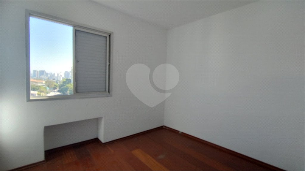 Apartamento à venda na Saúde, com 1 quarto e 1 vaga