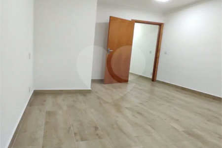Sobrado à venda na Vila Carrão, 3 quartos (1 suíte)