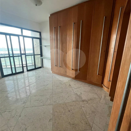 Apartamento à venda com 4 quartos, sendo 2 suítes, em Vila Nova, Cabo Frio, RJ