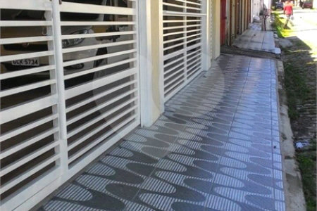 Casa à venda com 3 quartos, sendo 1 suíte, em Vila São Francisco, Suzano, SP