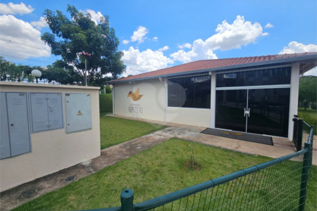 Apartamento à venda com 2 quartos em Sítios Frutal, Valinhos, SP