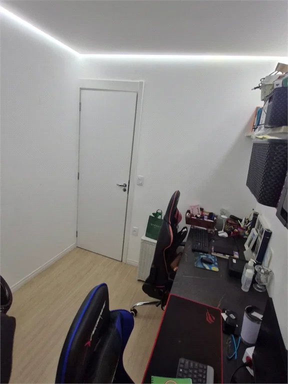 Apartamento à venda com 3 quartos, sendo 1 suíte,  em Parque Residencial da Lapa, São Paulo, SP
