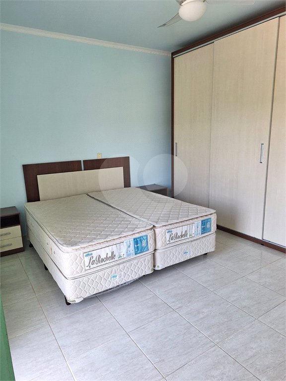 Casa à venda com 4 suítes no condomínio Bougainville, Peruíbe - SP