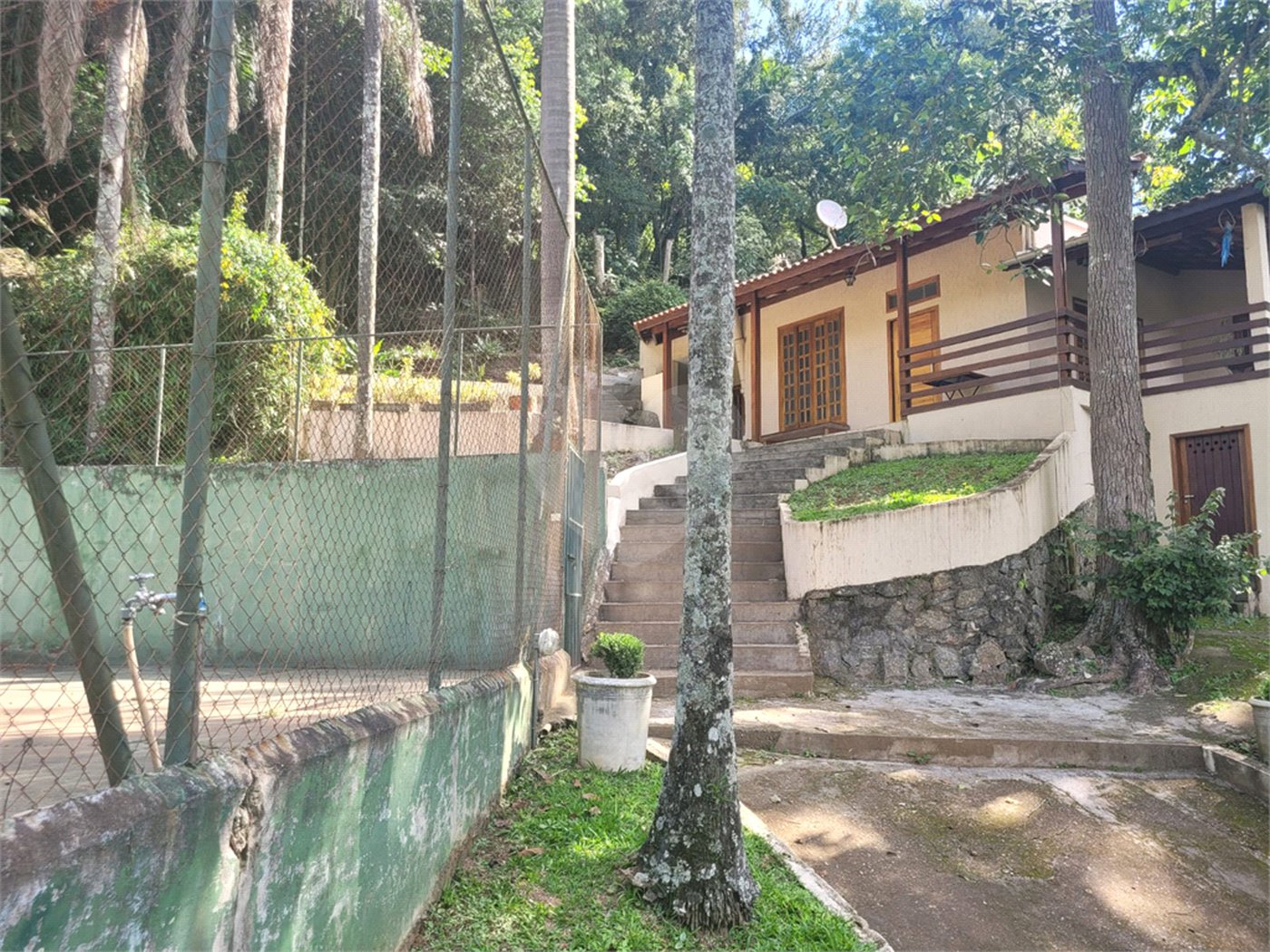 Sítio à venda com 6 quartos, sendo 3 suítes, em Serra da Cantareira, Mairiporã, SP