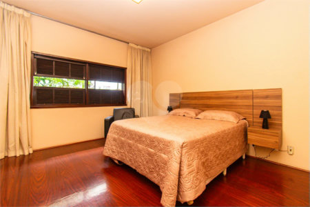 Casa à venda com 3 quartos, sendo 1 suíte, em Brooklin, São Paulo, SP