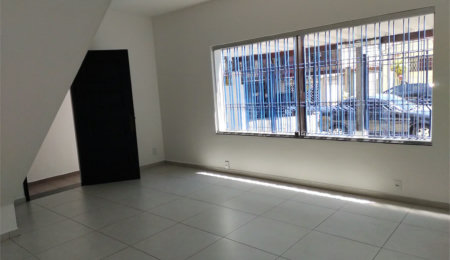 Casa à venda com 3 quartos, sendo 1 suíte, em Vila Cordeiro, São Paulo, SP