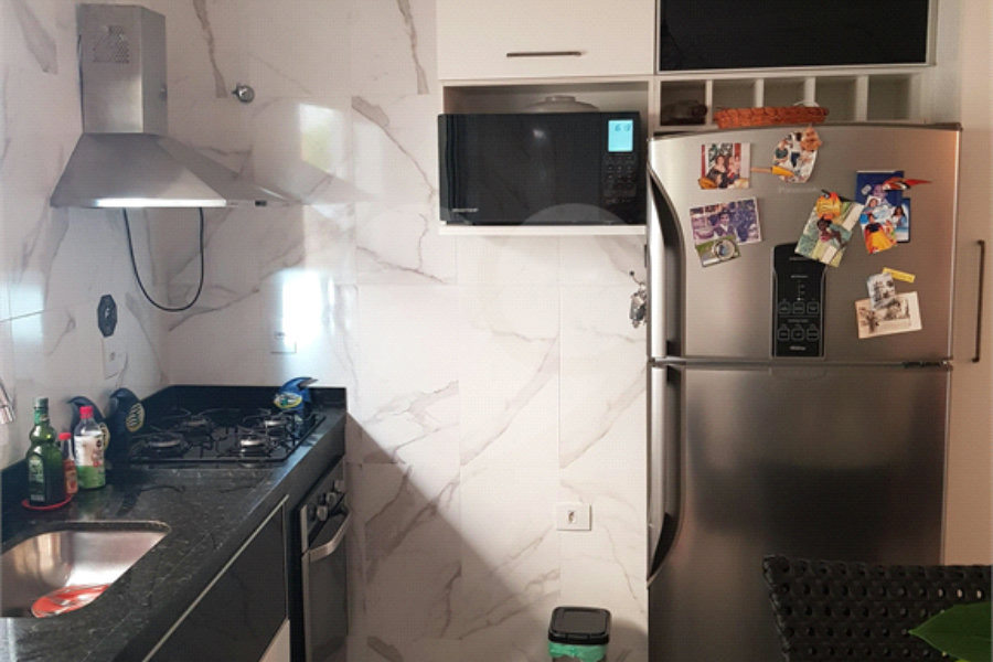 Casa à venda com 3 suítes no condomínio Residencial Mattos, São Paulo - SP
