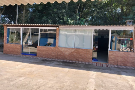 Chácara à venda com 4 quartos, sendo 2 suítes, em Taiaçupeba, Mogi das Cruzes, SP