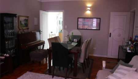 Apartamento à venda com 2 quartos, sendo 1 suíte,  em Boqueirão, Santos, SP