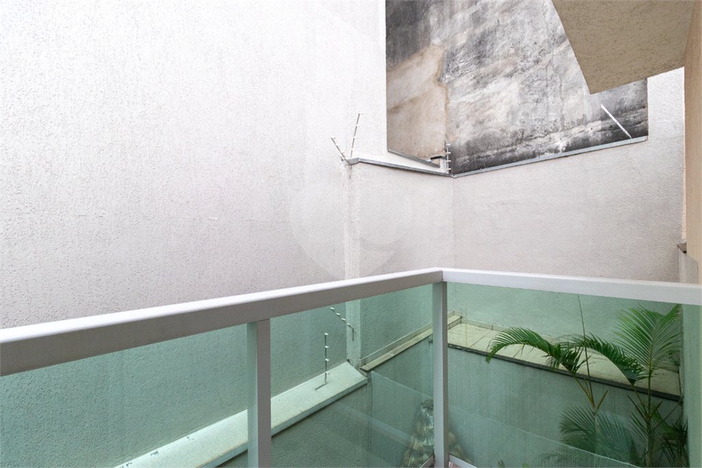 Casa à venda com 3 quartos, sendo 1 suíte, no condomínio Orquideas, São Paulo - SP