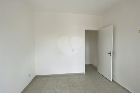Casa à venda com 2 quartos em Vila Aurora (zona Norte), São Paulo, SP