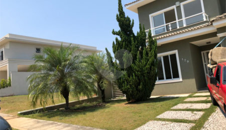 Casa à venda ou para alugar com 3 suítes no condomínio Jardim Vila Paradiso, Indaiatuba - SP