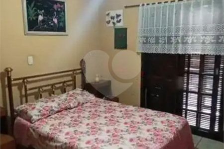 Sobrado à venda com 3 quartos, sendo 1 suíte,  em Jardim Líbano, São Paulo, SP