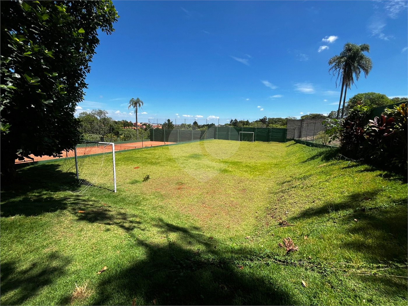Terreno à venda no condomínio Residencial Quinta das Palmeiras, Itapetininga - SP