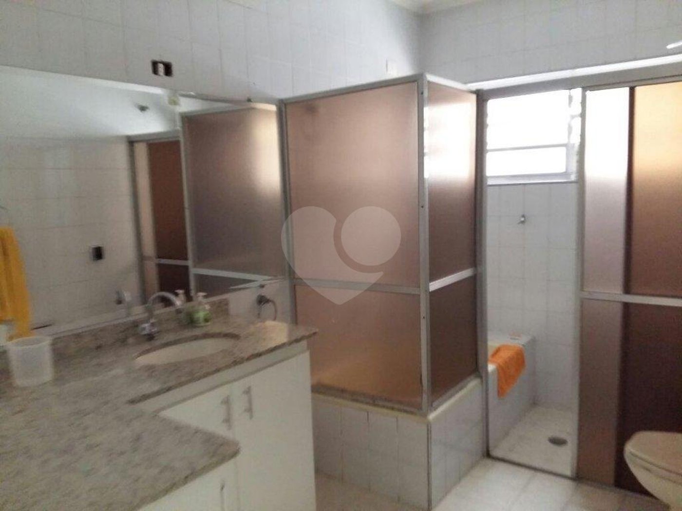 Sobrado à venda com 3 quartos, sendo 1 suíte, em Jardim Brasil (zona Norte), São Paulo, SP