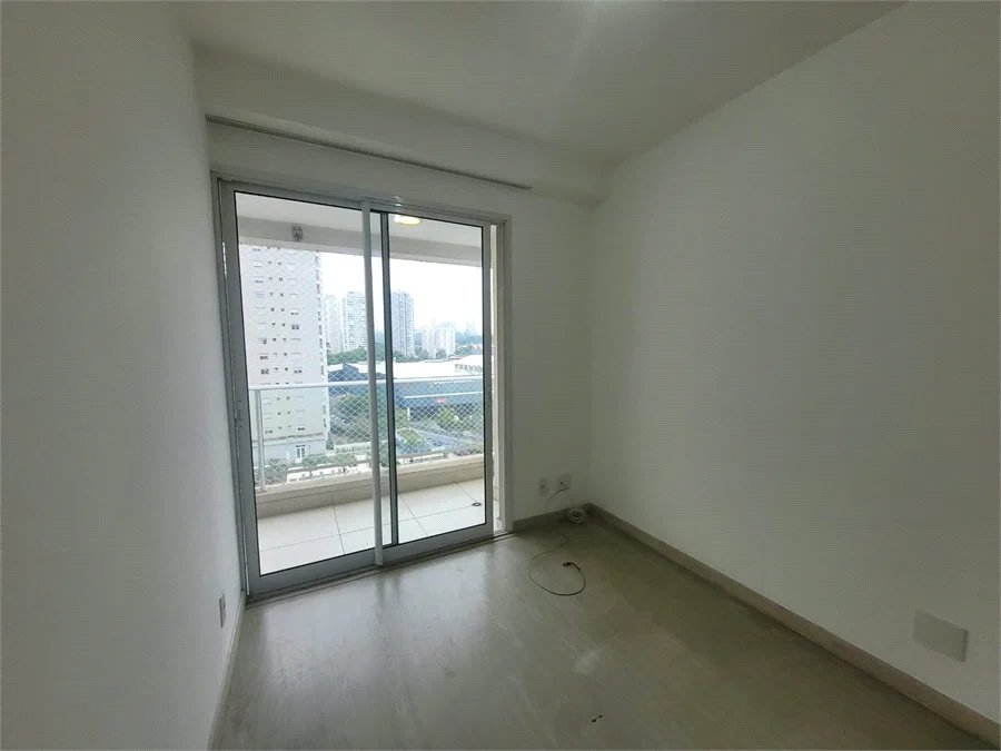 Apartamento à venda com 2 quartos em Vila Anastácio, São Paulo, SP