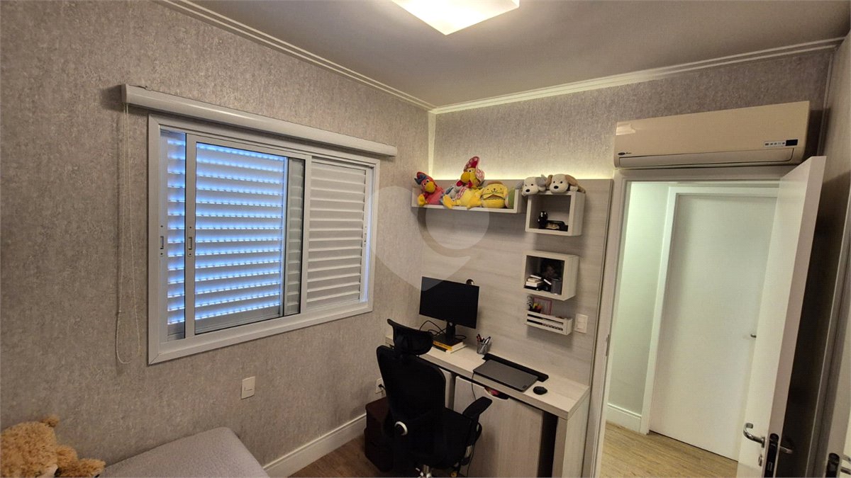 Apartamento à venda com 3 quartos, sendo 1 suíte,  em Jardim Arpoador, São Paulo, SP