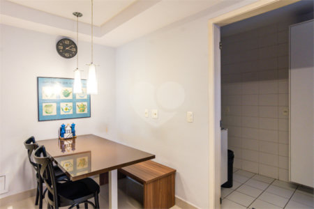 Apartamento à venda com 3 suítes em Granja Julieta, São Paulo, SP