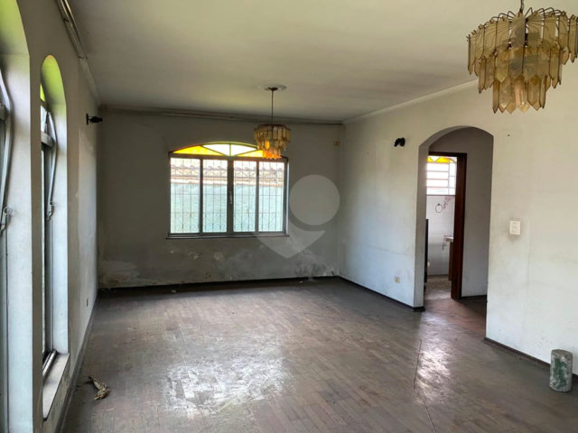 Casa Térrea à venda com 2 quartos, sendo 1 suíte,  em Freguesia do Ó, São Paulo, SP
