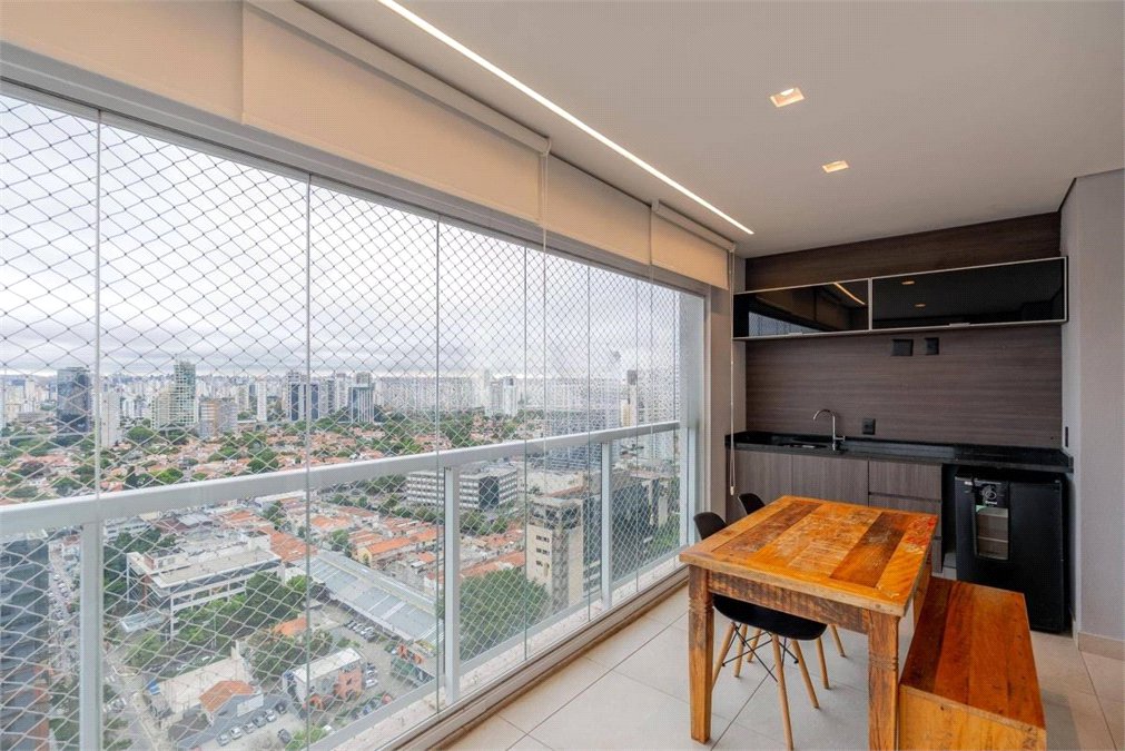 Apartamento à venda com 2 quartos, sendo 1 suíte, em Vila Gertrudes, São Paulo, SP