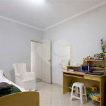 Sobrado à venda com 4 quartos, sendo 2 suítes,  em Vila Pompéia, São Paulo, SP