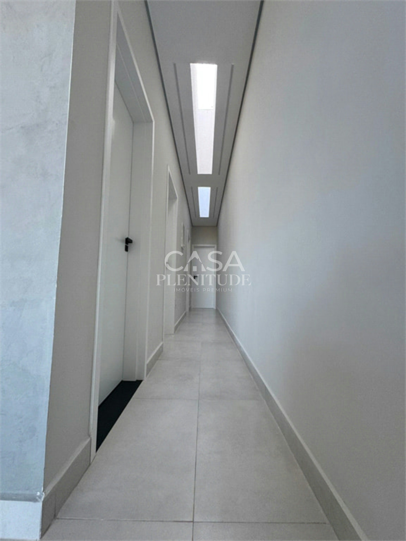 Casa em condomínio à venda com 3 quartos, sendo 1 suíte, em Wanel Ville, Sorocaba, SP