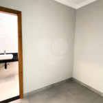 Casa à venda com 3 quartos, sendo 1 suíte, em Ipê, Três Lagoas, MS