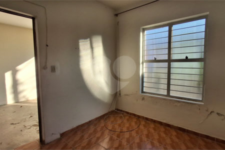 Casa à venda com 2 quartos, sendo 1 suíte,  em Jardim Archila, Votorantim, SP