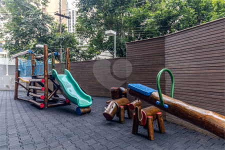 Apartamento à venda com 3 suítes em Alto da Lapa, São Paulo, SP