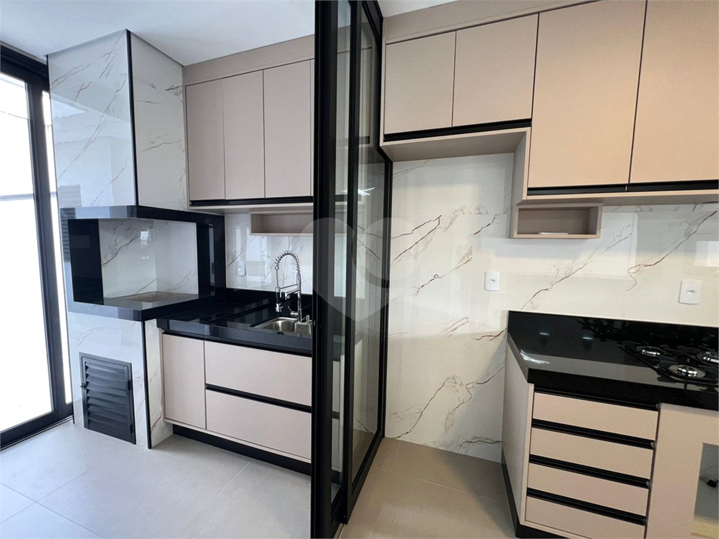 Casa à venda com 3 quartos, sendo 1 suíte,  no condomínio Villagio_ipanema 1, Sorocaba - SP